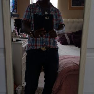 Meet your Posher, Yvette